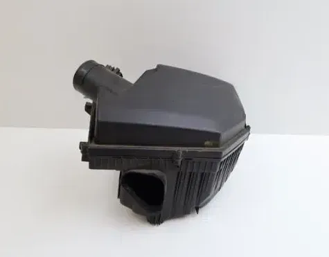 Повітряний фільтр - VOLVO - 31273658