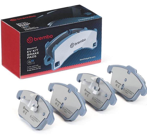 Колодки дискового тормоза, передні - BREMBO - P24076E
