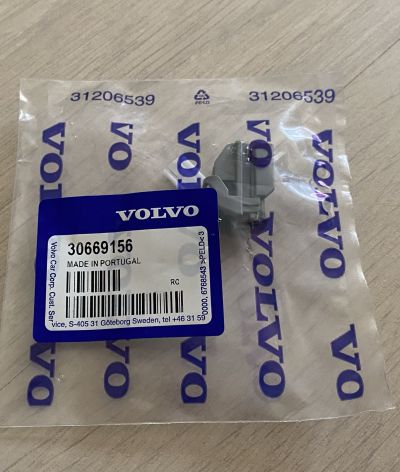 Корпус розʼєму - Volvo - 30669156