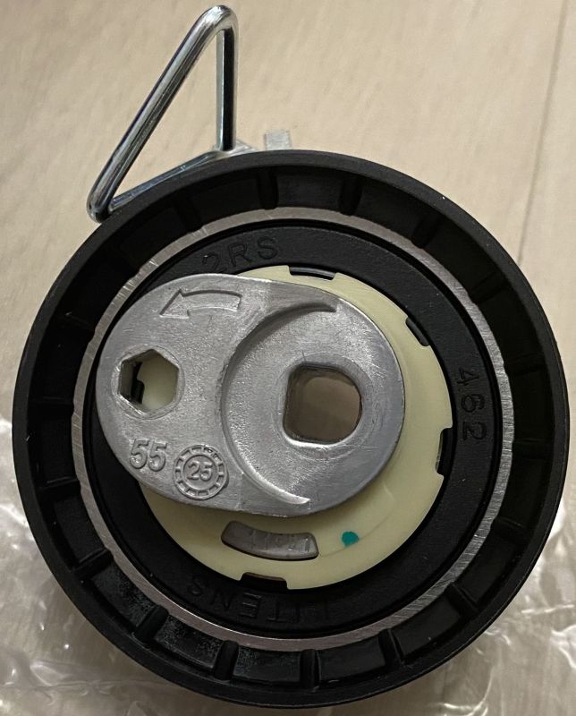 Ремінь ГРМ з роликом і натяжителем в зборі - VOLVO - 32213096