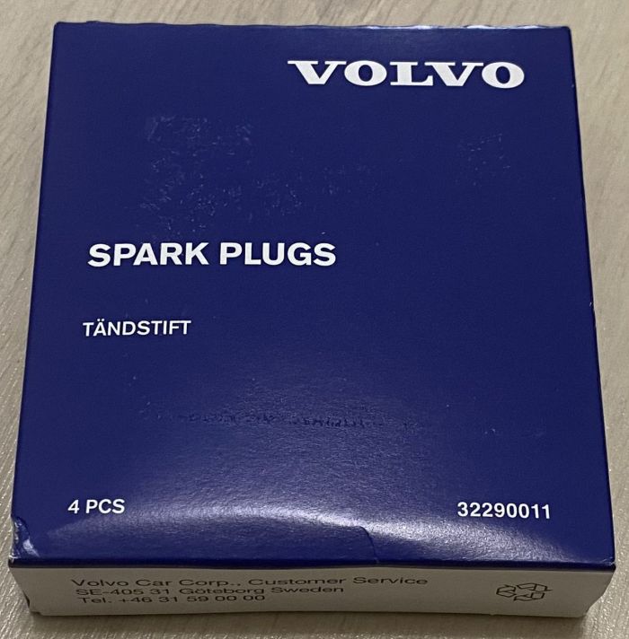 Свічка запалювання - Volvo - 32290011