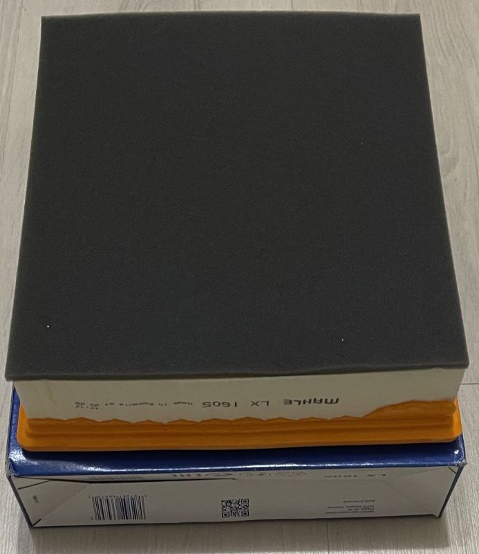 Повітряний фільтр двинуна - KNECHT/MAHLE - LX1605